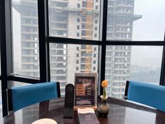 -江上荟·创意中国菜(绿地缤纷城店)