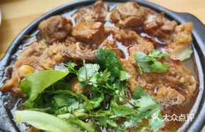 Crispy Pork with Chicken Pieces