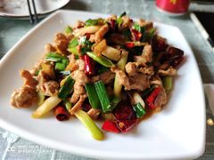 纳西小炒肉-小厨子私房菜·云南美食店