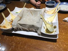 -95号酱骨·一块豆腐(展春园西路店)