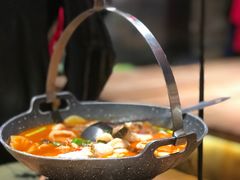 -老滇山寨•云南特色菜•地方菜•民族风情歌舞表演(金碧店)