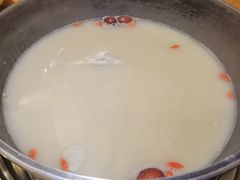 -汤宴参须肚包鸡(蒙阴店)