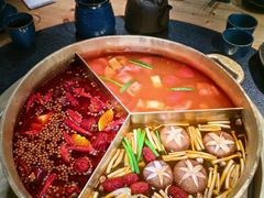 -湊湊火锅·茶憩(南京东路悦荟店)