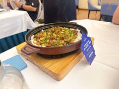 -品海楼·大连海胆锅贴馆(东港店)