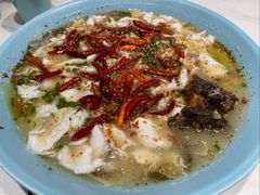 -姚姚酸菜鱼·金戈戈香港豉油鸡(喜荟城联名店)