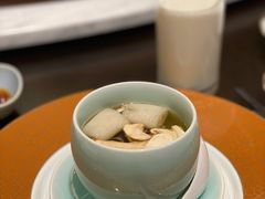 松茸竹笙汤-鹏瑞莱佛士酒店·云璟 Yun Jing