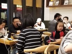 大堂-聚串门儿·东北烧烤(信义坊店)