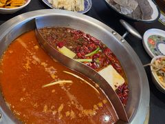 -沸炉重庆老火锅(军事博物馆店)