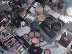 -上海彩妆秀摄影设计有限公司