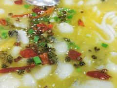 酸汤鱼片-董立兵烤鸭店(明湖店)