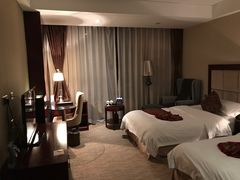 -锦龙国际酒店(天津奥体中心华苑地铁站店)