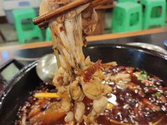 -鸿顺老铁锅美蛙鱼府(解放碑店)