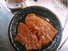调味雪花牛排肉-韩聚屋韩国烤肉餐厅(新北万达店)