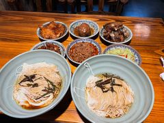 -老外婆本帮面(塔城路店)