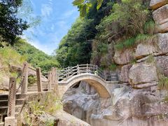 -鄣山大峡谷