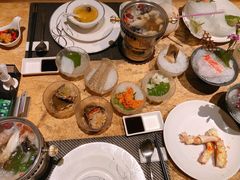 -雍和会海鲜姿造自助(湖东路店)