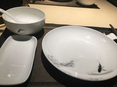 -余欢领鲜火锅(新街口店)