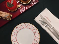 -Salon de The de Joel Robuchon(外滩18号店)
