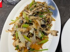 -五谷丰登农家院·地道胶东菜·海鲜烧烤(威海店)