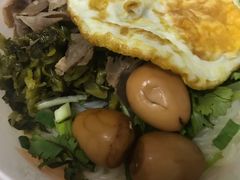 荷包蛋-鲜师傅骨汤米粉(太升店)