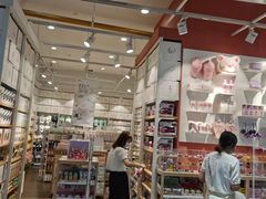 -保利MALL(天鹅湖店)