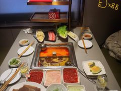-海底捞火锅(世界城广场店)