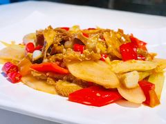 酸萝卜炒牛肚-相思林金岛饭店(青山湖店)