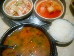 -英子补身汤(海兰路店)