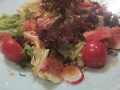 西柚无花果沙拉-森味薪火烧•烧鸟居酒屋•日本料理(望京店)
