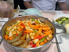 -黄记煌三汁焖锅(新佳丽江汉路店)