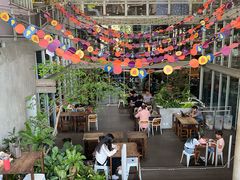 -ROAST coffee & eatery