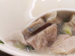 本帮肚肺汤-三两春(浦三路店)