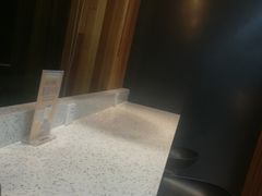 -全家便利店(王府井大街店)