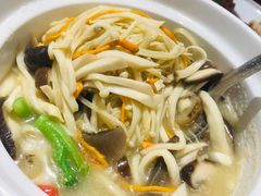 海鲜菌汤-赶海部落海鲜城(海阳路店)