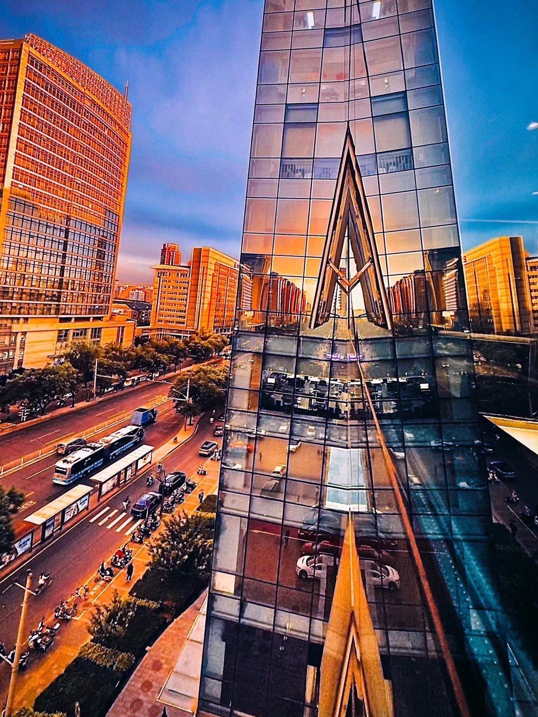 在热舞中遇见世纪晚霞💃💃