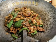 -费大厨辣椒炒肉(万家丽一店)