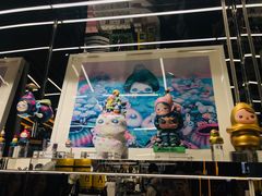 -泡泡玛特POPMART(侨福芳草地店)