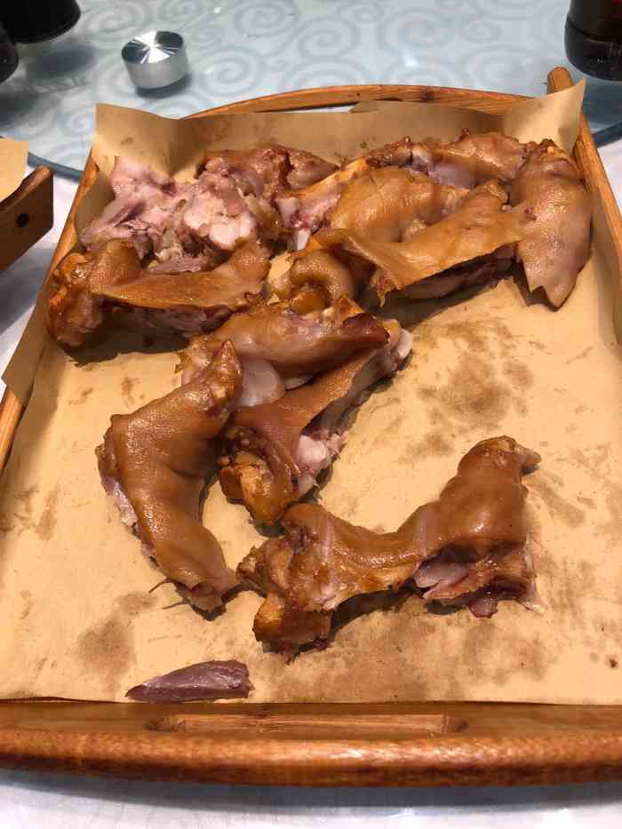 李家猪蹄(世博路店)-"猪蹄他家在附近的饭店中比较有名 但是 经.