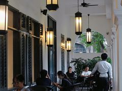 大堂-星巴克臻选(广州沙面店)