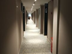 -如家精选酒店(上海思南路淮海中路地铁站店)