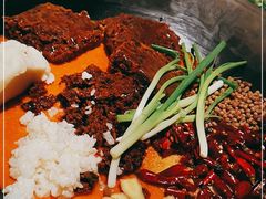 -四小区火锅·巷子里的重庆火锅(花照壁店)