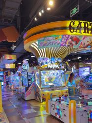 -卡通尼乐园(宝山龙湖天街店)