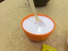 -维吾尔餐厅(宜山路店)