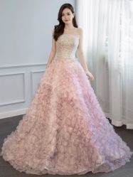 -伯瓷皇后婚纱艺术空间