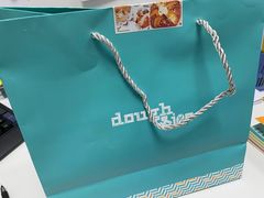 -Dough&Joe团憩(瑞虹天地月亮湾店)