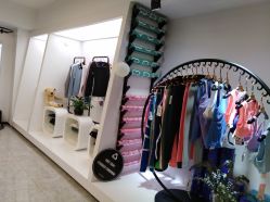 -恩舍瑜伽普拉提