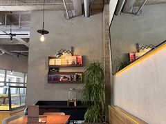 -三勾JJJ Burger&Coffee(梅溪湖店)