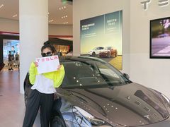 -TESLA 特斯拉(广州天环广场体验店)
