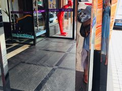 -蓝尊量贩(黄河路店)