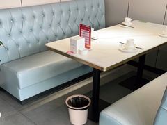 卡座-湖南崖炒鸡(河东店)